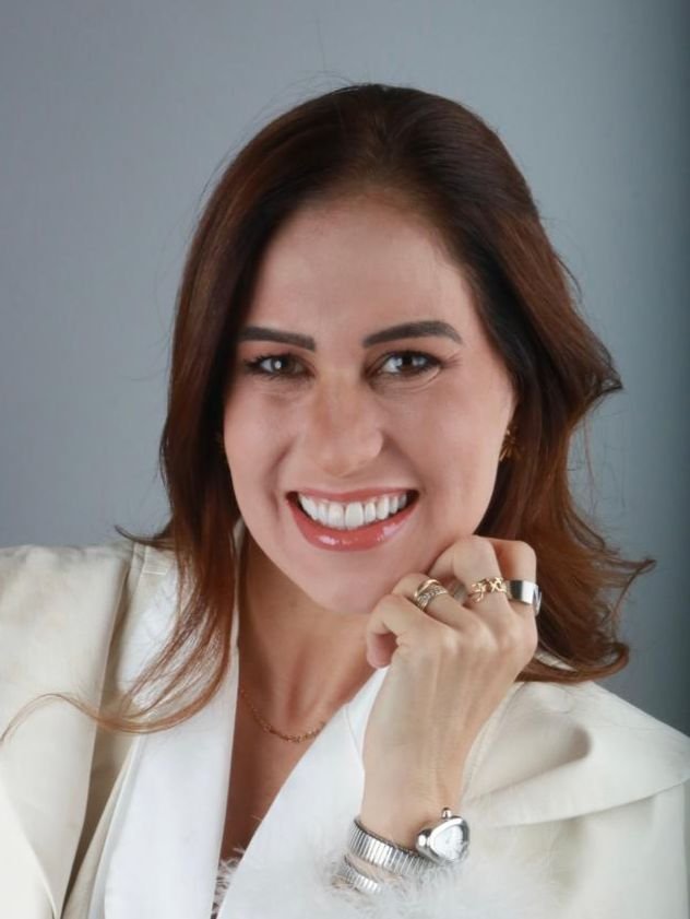 Dra. Glória Andrade